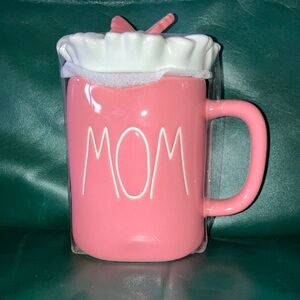 Rae Dunn Mom mug